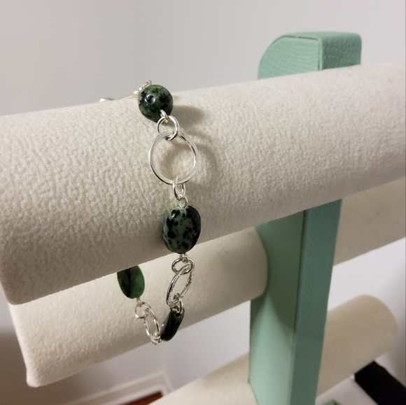 🇨🇦Artisan Circle Bracelet Sterling silver With Green Stones - Picture 6 of 8